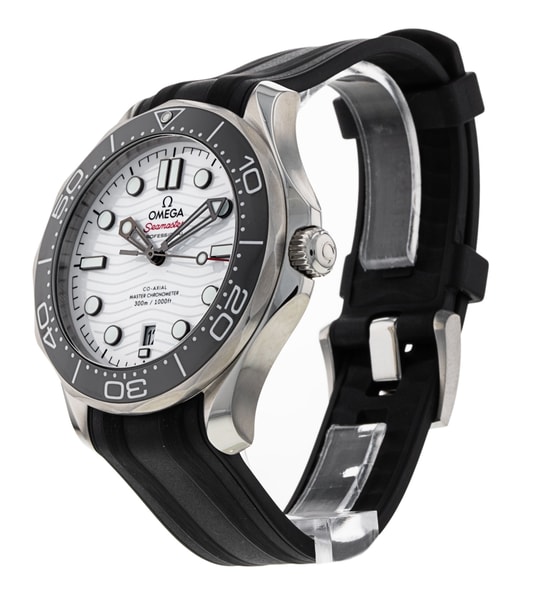 Omega Seamaster Diver 300m 210.32.42.20.04.001